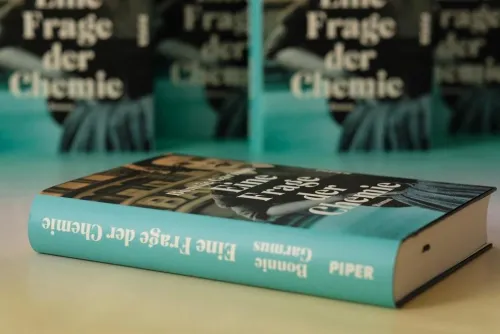 Piper Verlag GmbH Literatur*Eine Frage der Chemie