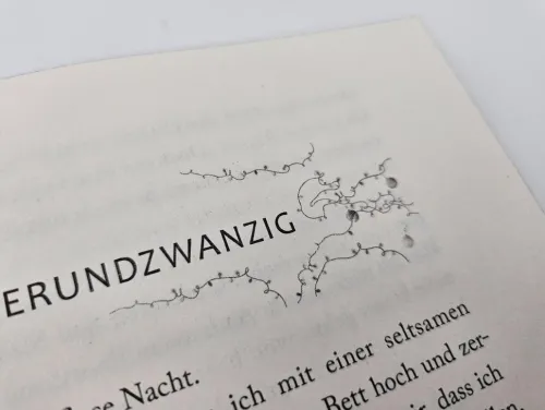 Piper Verlag GmbH Romantic Comedy-In a Holidaze - Ihr Weihnachtswunsch führt zu Gefühlschaos unterm Mistelzweig
