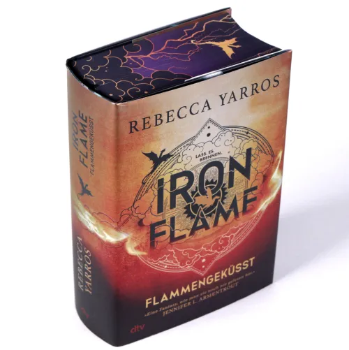 dtv Verlagsgesellschaft Romantasy|Romantasy*Iron Flame - Flammengeküsst