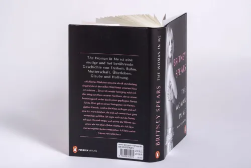Penguin Verlag Musik, Film, Theater-The Woman in Me